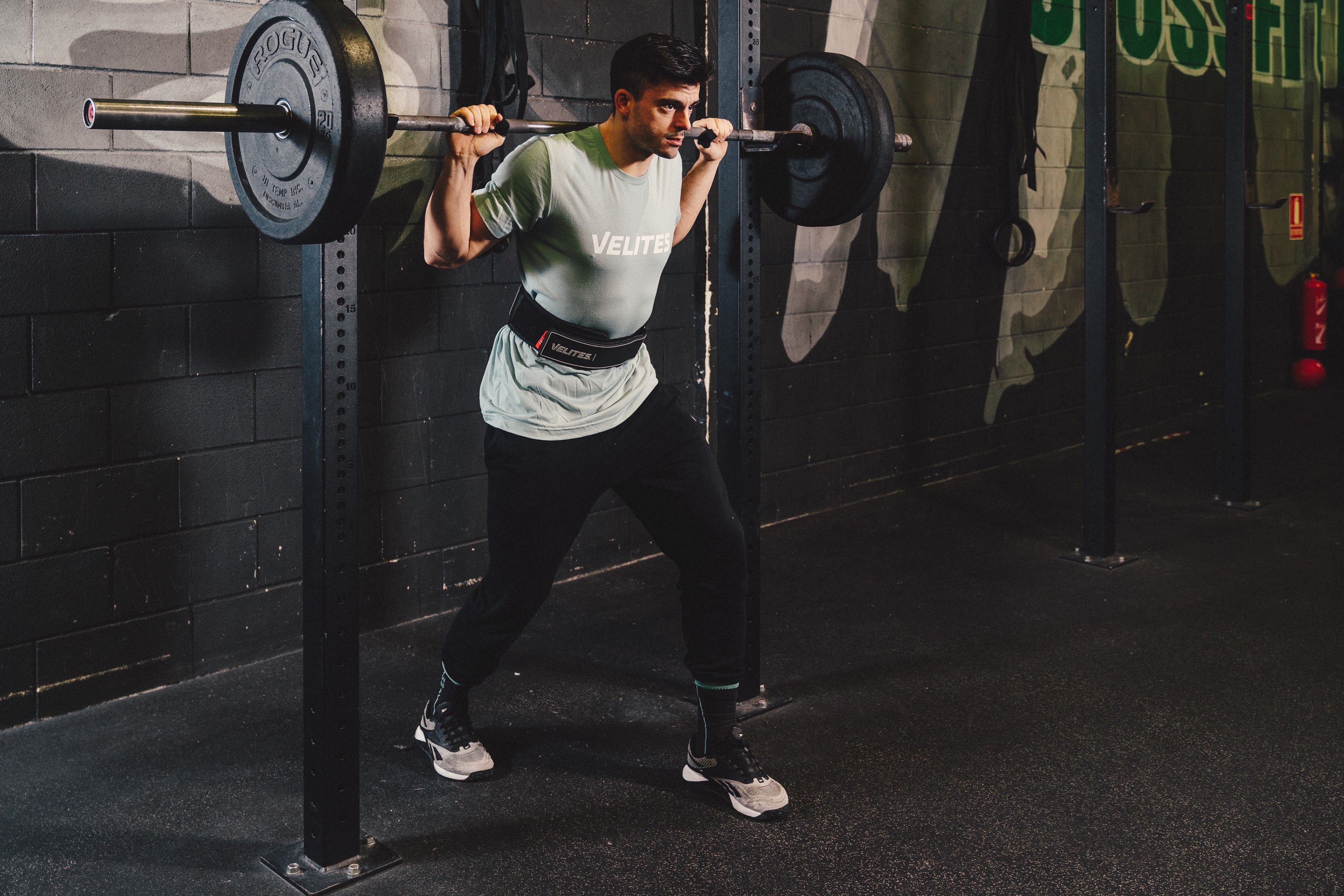 LiftingBelt_Black_DaniCamacho_106.jpg