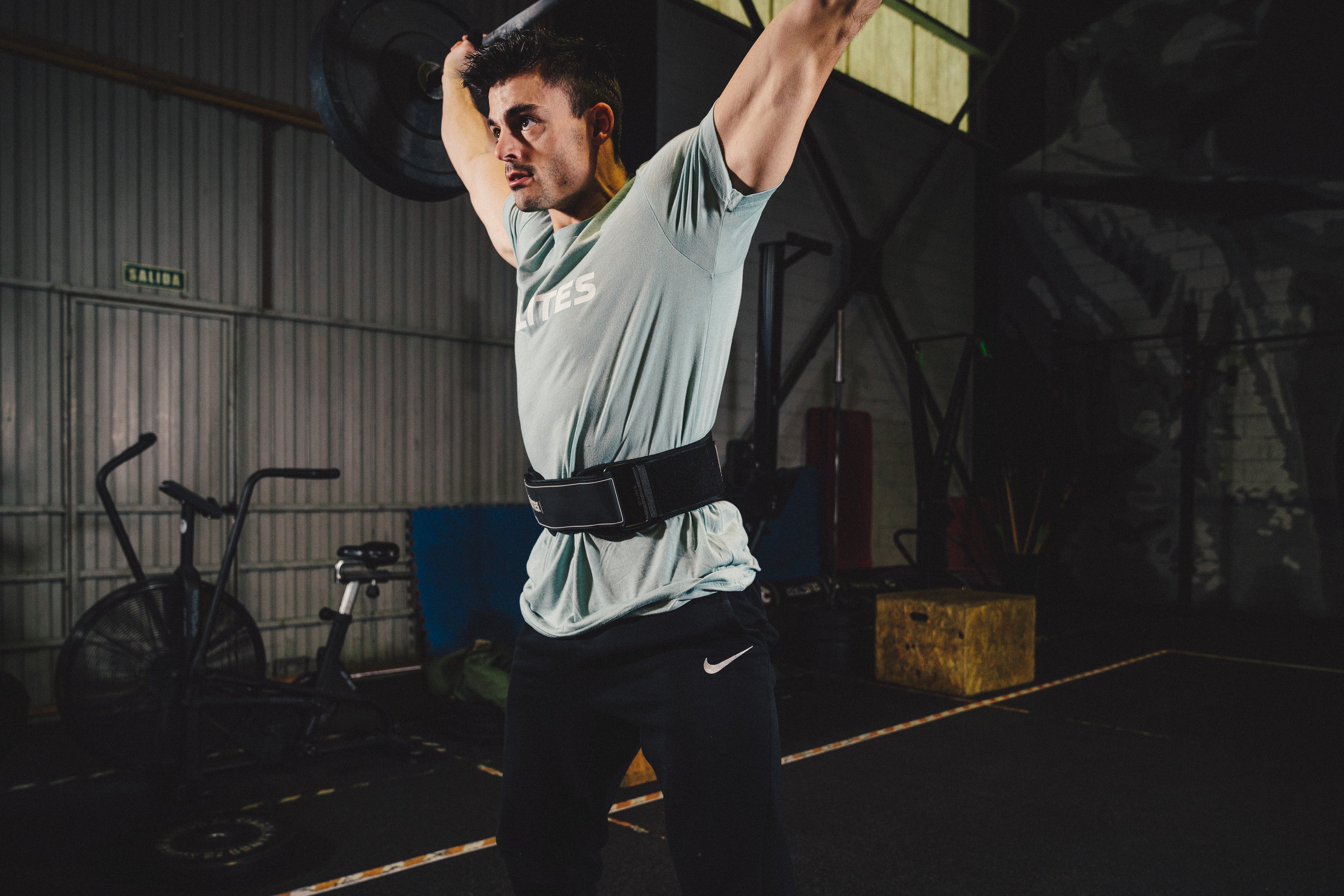 LiftingBelt_Black_DaniCamacho_26.jpg