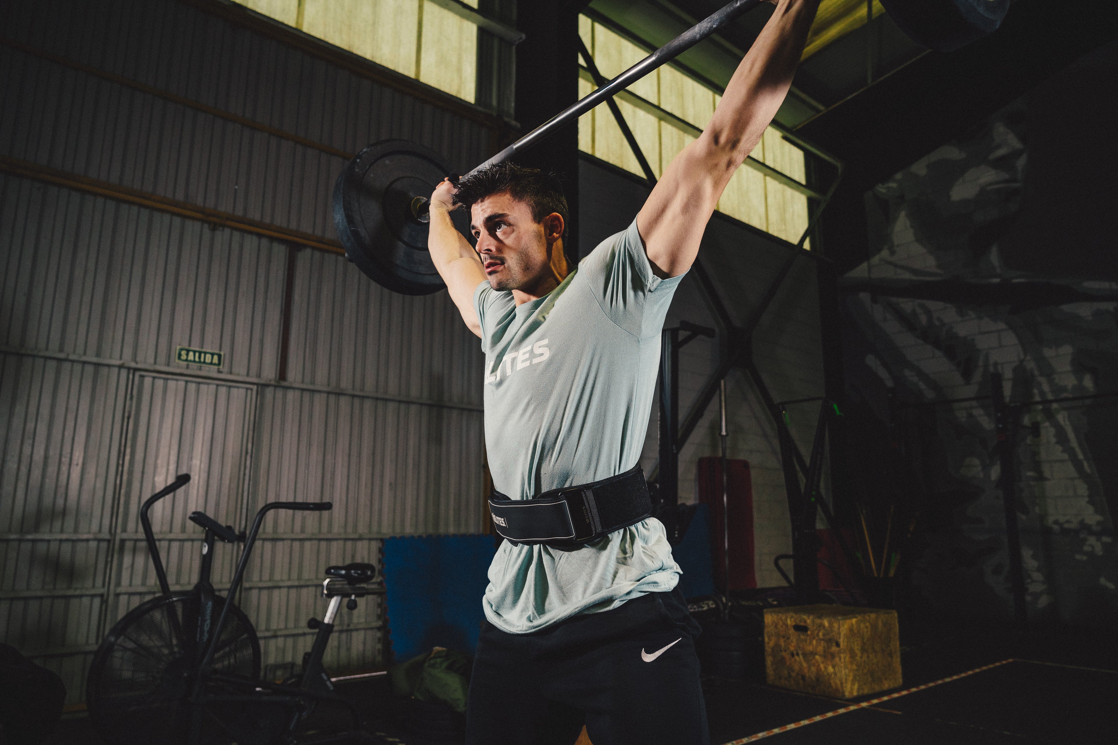 LiftingBelt_Black_DaniCamacho_28.jpg