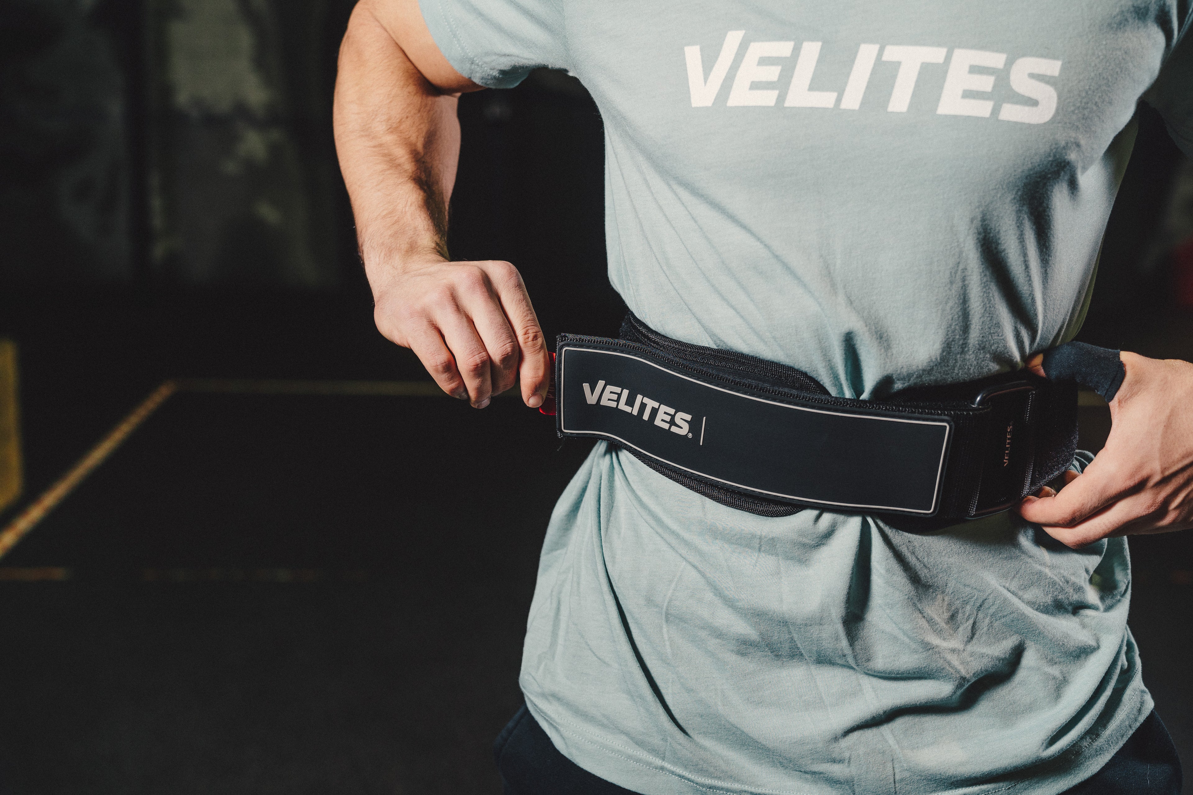 LiftingBelt_Black_pull_04.jpg