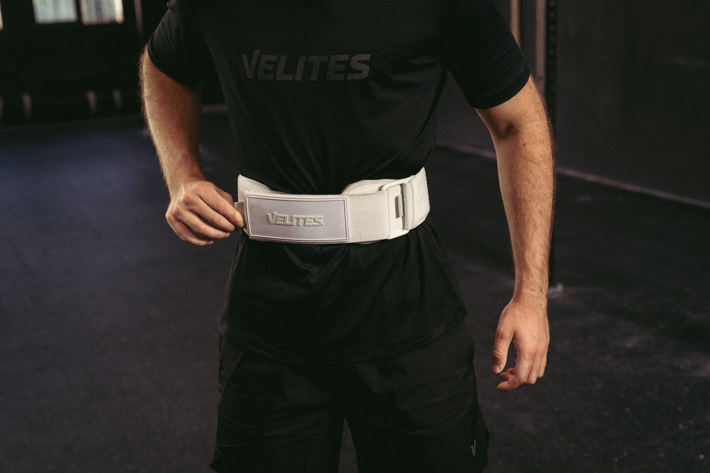 Velites_LiftingBelt_White_Lifestyle_002.jpg