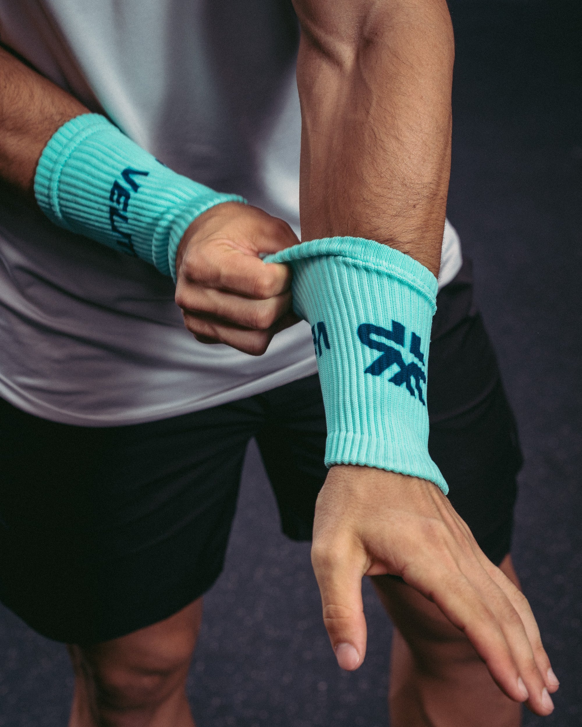 Velites_WFP_Wristbands_4x5_009.jpg