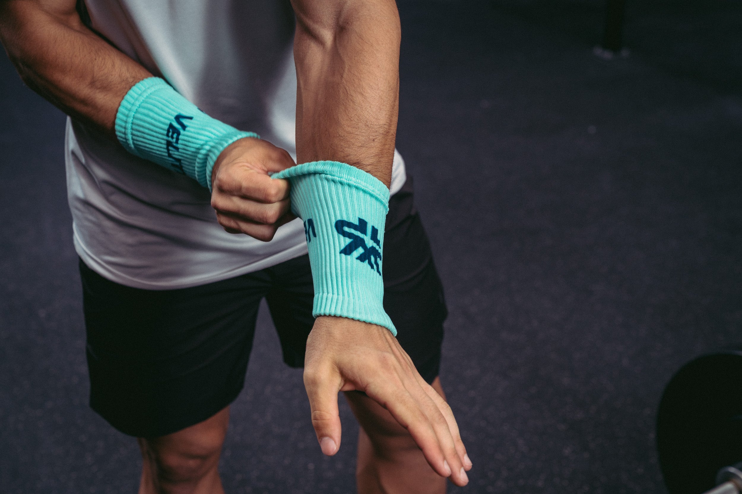 Velites_WFP_Wristbands_Original_009.jpg
